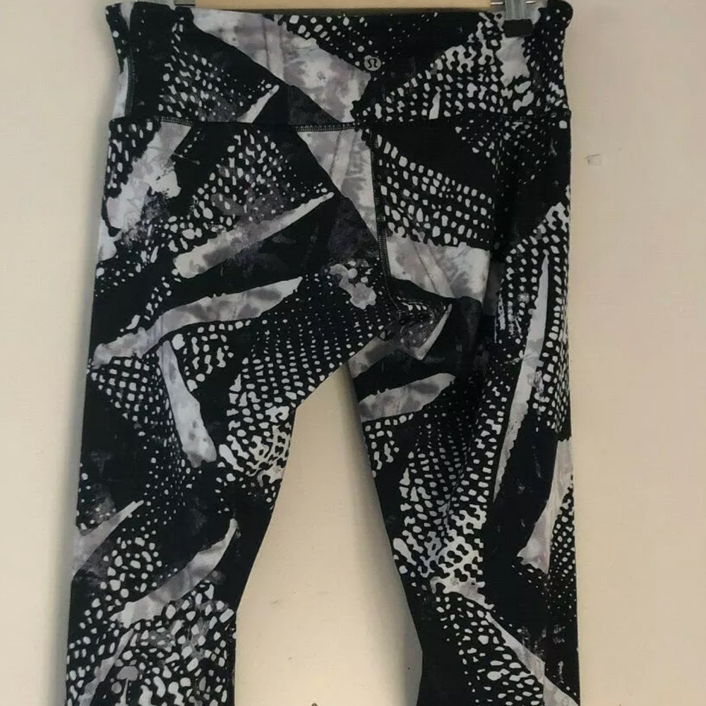 Lululemon Wunder Under Crop